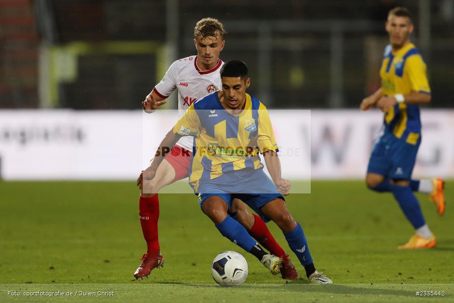 Halit Yilmaz, FLYERALARM Arena, Würzburg, 29.07.2022, BFV, sport, action, Fussball, Juli 2022, Saison 2022/2023, Regionalliga Bayern, FCP, FWK, FC Pipinsried, FC Würzburger Kickers - Bild-ID: 2335442