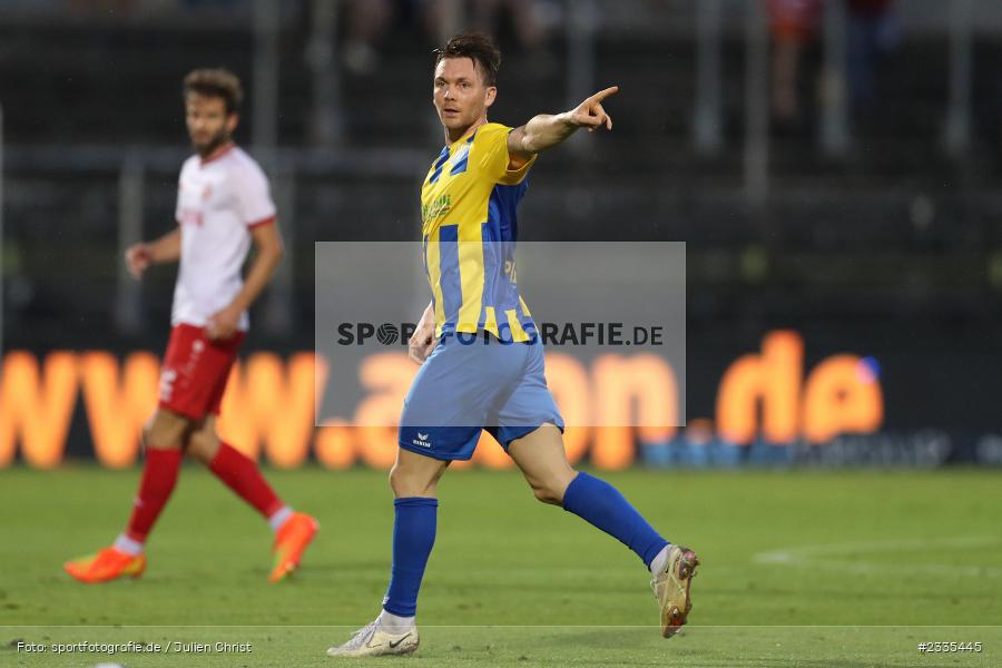 Pablo Pigl, FLYERALARM Arena, Würzburg, 29.07.2022, BFV, sport, action, Fussball, Juli 2022, Saison 2022/2023, Regionalliga Bayern, FCP, FWK, FC Pipinsried, FC Würzburger Kickers - Bild-ID: 2335445
