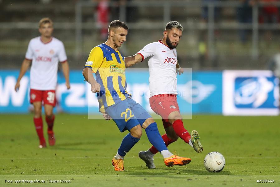 Faton Dzemailji, FLYERALARM Arena, Würzburg, 29.07.2022, BFV, sport, action, Fussball, Juli 2022, Saison 2022/2023, Regionalliga Bayern, FCP, FWK, FC Pipinsried, FC Würzburger Kickers - Bild-ID: 2335446