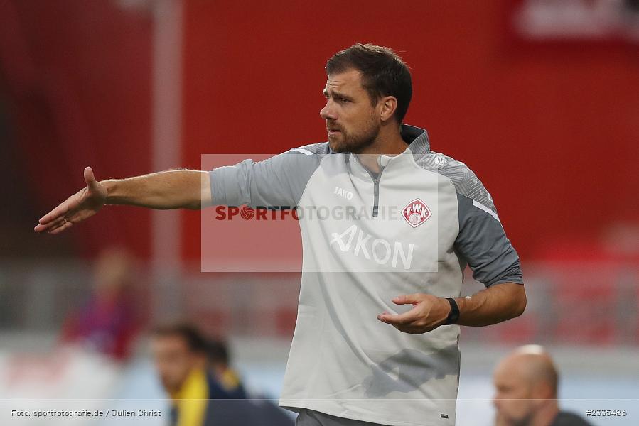 Marco Wildersinn, FLYERALARM Arena, Würzburg, 29.07.2022, BFV, sport, action, Fussball, Juli 2022, Saison 2022/2023, Regionalliga Bayern, FCP, FWK, FC Pipinsried, FC Würzburger Kickers - Bild-ID: 2335486