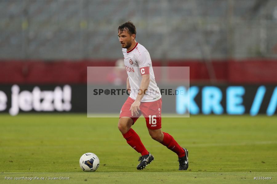 Peter Kurzweg, FLYERALARM Arena, Würzburg, 29.07.2022, BFV, sport, action, Fussball, Juli 2022, Saison 2022/2023, Regionalliga Bayern, FCP, FWK, FC Pipinsried, FC Würzburger Kickers - Bild-ID: 2335489