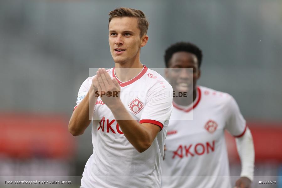 Maximilian Zaiser, FLYERALARM Arena, Würzburg, 29.07.2022, BFV, sport, action, Fussball, Juli 2022, Saison 2022/2023, Regionalliga Bayern, FCP, FWK, FC Pipinsried, FC Würzburger Kickers - Bild-ID: 2335578