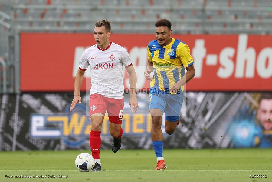Marius Wegmann, FLYERALARM Arena, Würzburg, 29.07.2022, BFV, sport, action, Fussball, Juli 2022, Saison 2022/2023, Regionalliga Bayern, FCP, FWK, FC Pipinsried, FC Würzburger Kickers - Bild-ID: 2335592