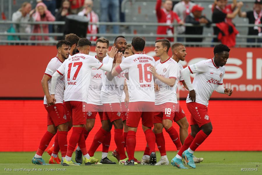 Saliou Sané, FLYERALARM Arena, Würzburg, 29.07.2022, BFV, sport, action, Fussball, Juli 2022, Saison 2022/2023, Regionalliga Bayern, FCP, FWK, FC Pipinsried, FC Würzburger Kickers - Bild-ID: 2335593