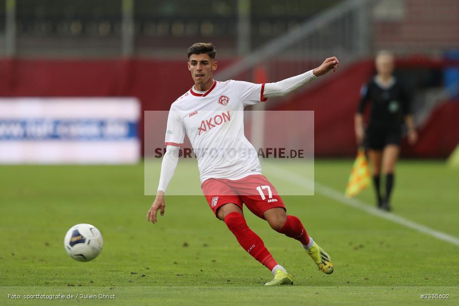 Ivan Franjic, FLYERALARM Arena, Würzburg, 29.07.2022, BFV, sport, action, Fussball, Juli 2022, Saison 2022/2023, Regionalliga Bayern, FCP, FWK, FC Pipinsried, FC Würzburger Kickers - Bild-ID: 2335602