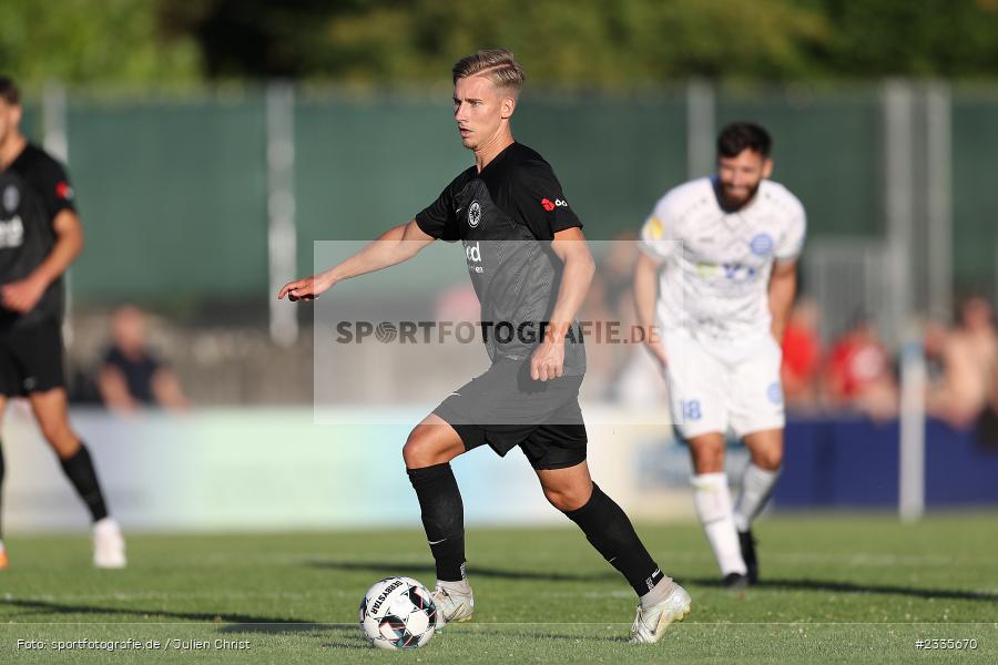 Maximilian Brauburger, Main-Echo Arena, Alzenau, 30.07.2022, HEL, sport, action, Fussball, Juli 2022, Saison 2022/2023, Lotto Hessenliga, SGE, FCB, Eintracht Frankfurt U21, FC Bayern Alzenau - Bild-ID: 2335670 Maximilian Brauburger, Main-Echo Arena, Alzenau, 30.07.2022, HEL, sport, action, Fussball, Juli 2022, Saison 2022/2023, Lotto Hessenliga, SGE, FCB, Eintracht Frankfurt U21, FC Bayern Alzenau - Bild-ID: 2335670