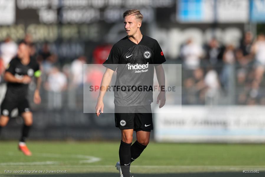 Maximilian Brauburger, Main-Echo Arena, Alzenau, 30.07.2022, HEL, sport, action, Fussball, Juli 2022, Saison 2022/2023, Lotto Hessenliga, SGE, FCB, Eintracht Frankfurt U21, FC Bayern Alzenau - Bild-ID: 2335682