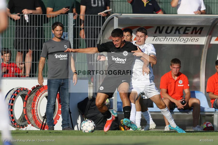 Emir Sejdovic, Main-Echo Arena, Alzenau, 30.07.2022, HEL, sport, action, Fussball, Juli 2022, Saison 2022/2023, Lotto Hessenliga, SGE, FCB, Eintracht Frankfurt U21, FC Bayern Alzenau - Bild-ID: 2335683 Emir Sejdovic, Main-Echo Arena, Alzenau, 30.07.2022, HEL, sport, action, Fussball, Juli 2022, Saison 2022/2023, Lotto Hessenliga, SGE, FCB, Eintracht Frankfurt U21, FC Bayern Alzenau - Bild-ID: 2335683