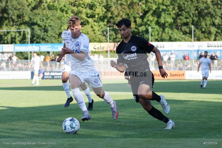 Nino Cassaniti, Main-Echo Arena, Alzenau, 30.07.2022, HEL, sport, action, Fussball, Juli 2022, Saison 2022/2023, Lotto Hessenliga, SGE, FCB, Eintracht Frankfurt U21, FC Bayern Alzenau - Bild-ID: 2335734 Nino Cassaniti, Main-Echo Arena, Alzenau, 30.07.2022, HEL, sport, action, Fussball, Juli 2022, Saison 2022/2023, Lotto Hessenliga, SGE, FCB, Eintracht Frankfurt U21, FC Bayern Alzenau - Bild-ID: 2335734