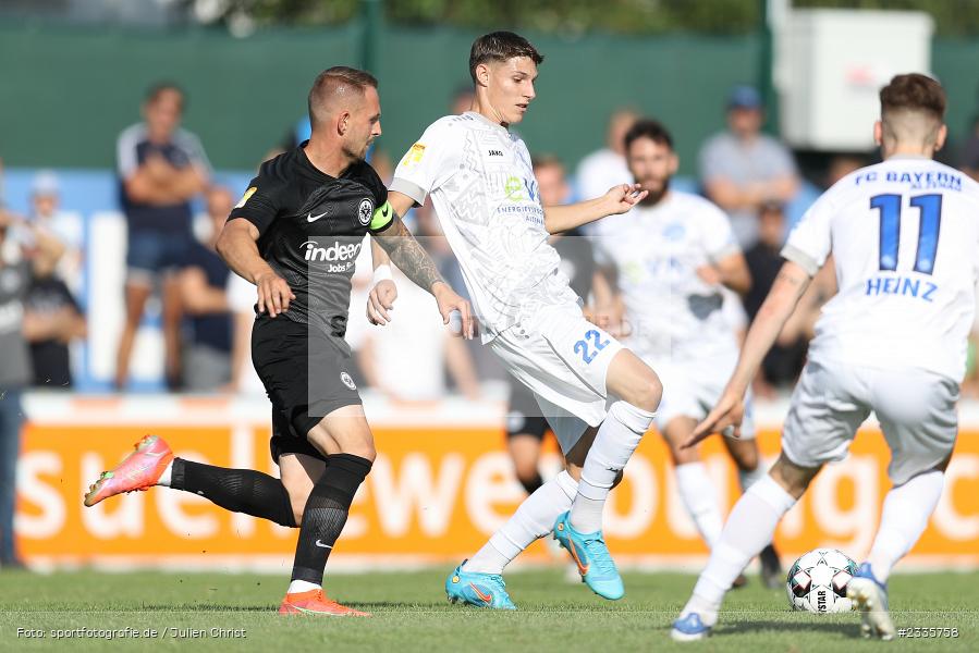 Lukas Fecher, Main-Echo Arena, Alzenau, 30.07.2022, HEL, sport, action, Fussball, Juli 2022, Saison 2022/2023, Lotto Hessenliga, SGE, FCB, Eintracht Frankfurt U21, FC Bayern Alzenau - Bild-ID: 2335758