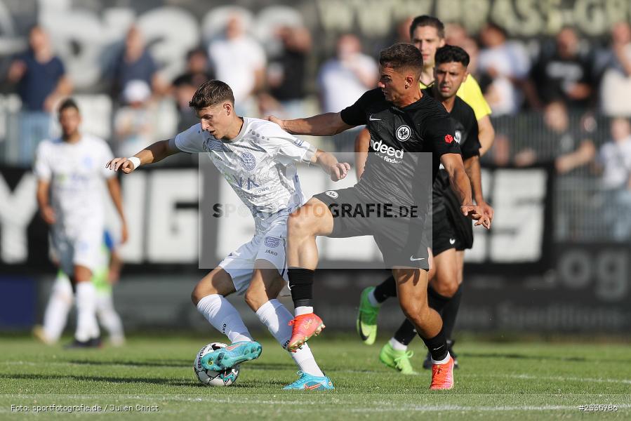 Lukas Fecher, Main-Echo Arena, Alzenau, 30.07.2022, HEL, sport, action, Fussball, Juli 2022, Saison 2022/2023, Lotto Hessenliga, SGE, FCB, Eintracht Frankfurt U21, FC Bayern Alzenau - Bild-ID: 2335786 Lukas Fecher, Main-Echo Arena, Alzenau, 30.07.2022, HEL, sport, action, Fussball, Juli 2022, Saison 2022/2023, Lotto Hessenliga, SGE, FCB, Eintracht Frankfurt U21, FC Bayern Alzenau - Bild-ID: 2335786