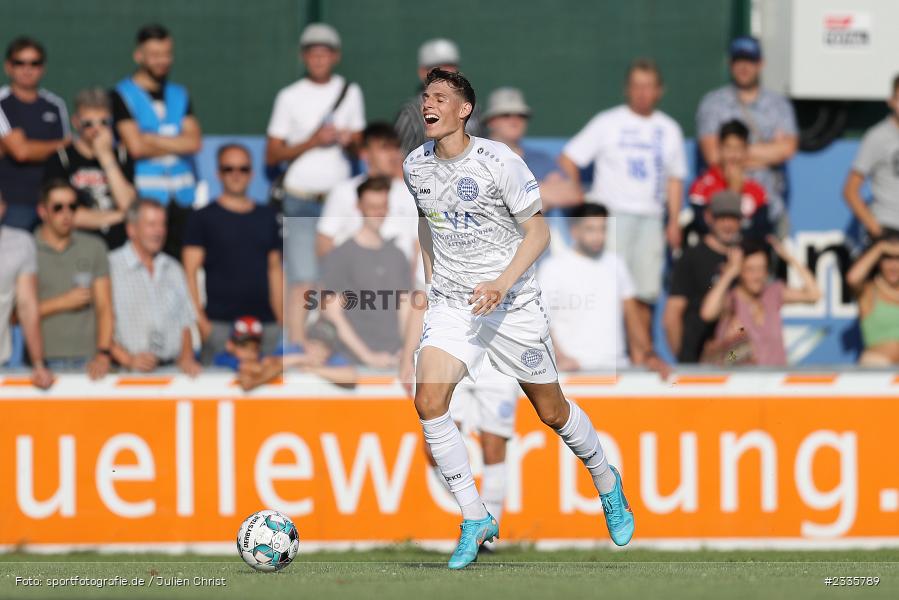 Lukas Fecher, Main-Echo Arena, Alzenau, 30.07.2022, HEL, sport, action, Fussball, Juli 2022, Saison 2022/2023, Lotto Hessenliga, SGE, FCB, Eintracht Frankfurt U21, FC Bayern Alzenau - Bild-ID: 2335789 Lukas Fecher, Main-Echo Arena, Alzenau, 30.07.2022, HEL, sport, action, Fussball, Juli 2022, Saison 2022/2023, Lotto Hessenliga, SGE, FCB, Eintracht Frankfurt U21, FC Bayern Alzenau - Bild-ID: 2335789