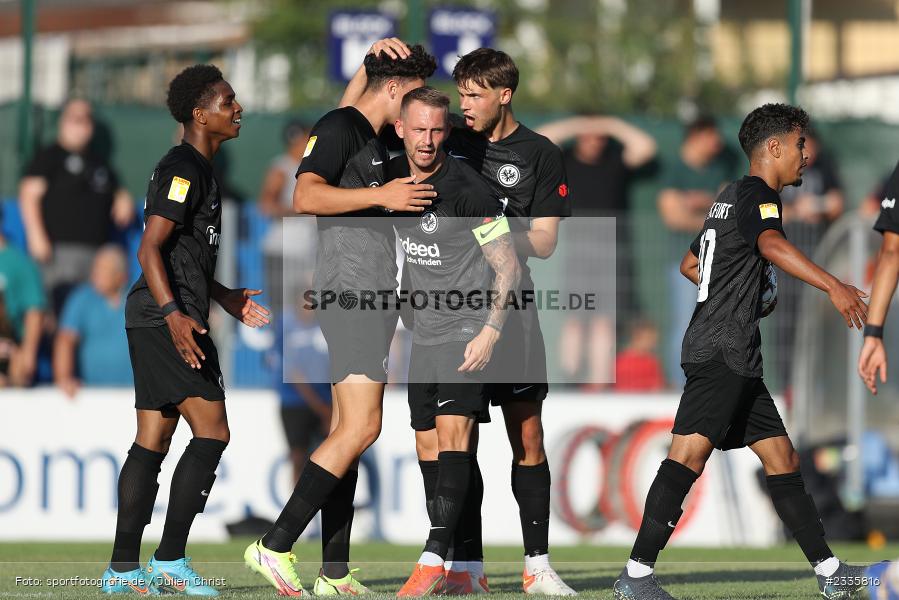 Fynn Otto, Main-Echo Arena, Alzenau, 30.07.2022, HEL, sport, action, Fussball, Juli 2022, Saison 2022/2023, Lotto Hessenliga, SGE, FCB, Eintracht Frankfurt U21, FC Bayern Alzenau - Bild-ID: 2335816 Fynn Otto, Main-Echo Arena, Alzenau, 30.07.2022, HEL, sport, action, Fussball, Juli 2022, Saison 2022/2023, Lotto Hessenliga, SGE, FCB, Eintracht Frankfurt U21, FC Bayern Alzenau - Bild-ID: 2335816