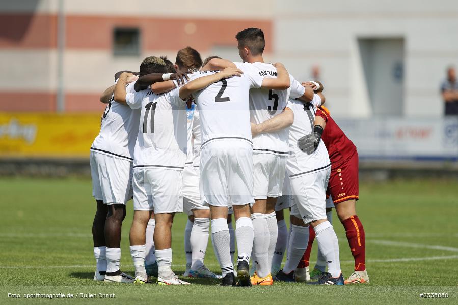 Mannschaftskreis, Schömig Digitaldruck Arena, Rimpar, 30.07.2022, BFV, sport, action, Fussball, Juli 2022, Saison 2022/2023, Landesliga Nordwest, TSV, ASV, TSV Karlburg, ASV Rimpar - Bild-ID: 2335850 Mannschaftskreis, Schömig Digitaldruck Arena, Rimpar, 30.07.2022, BFV, sport, action, Fussball, Juli 2022, Saison 2022/2023, Landesliga Nordwest, TSV, ASV, TSV Karlburg, ASV Rimpar - Bild-ID: 2335850