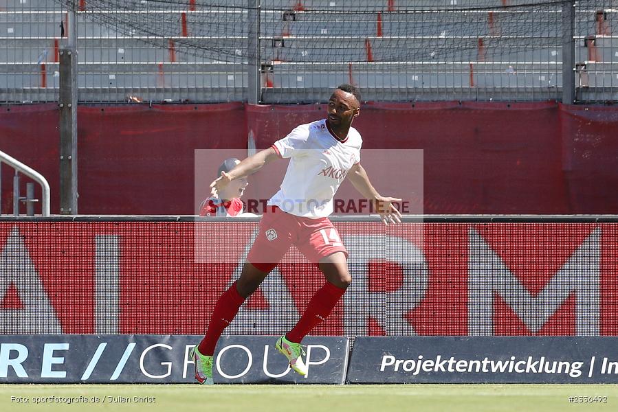 Saliou Sané, FLYERALARM Arena, Würzburg, 06.08.2022, BFV, sport, action, Fussball, August 2022, Saison 2022/2023, RLB, Regionalliga Bayern, ANS, FWK, SpVgg Ansbach, FC Würzburger Kickers - Bild-ID: 2336492