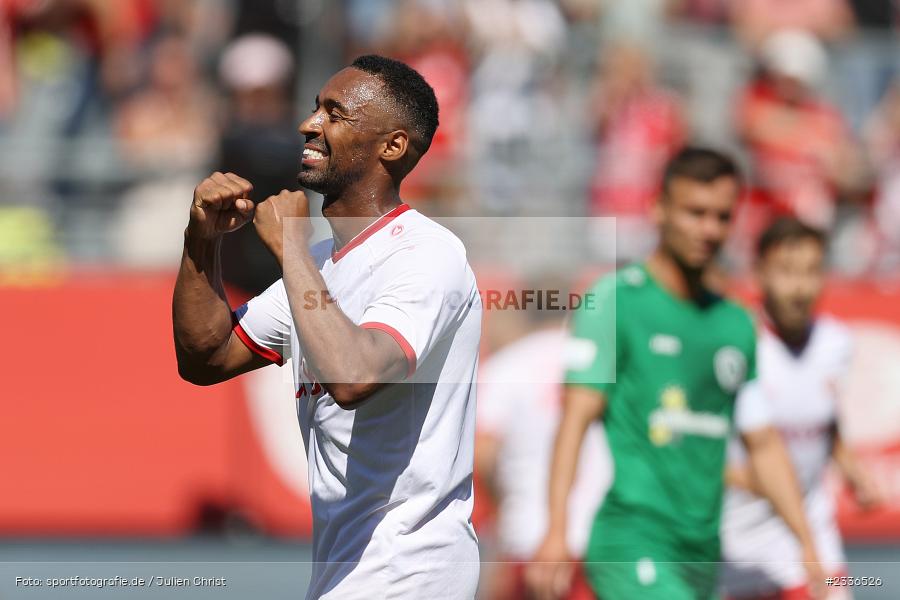 Torjubel, Saliou Sané, FLYERALARM Arena, Würzburg, 06.08.2022, BFV, sport, action, Fussball, August 2022, Saison 2022/2023, RLB, Regionalliga Bayern, ANS, FWK, SpVgg Ansbach, FC Würzburger Kickers - Bild-ID: 2336526