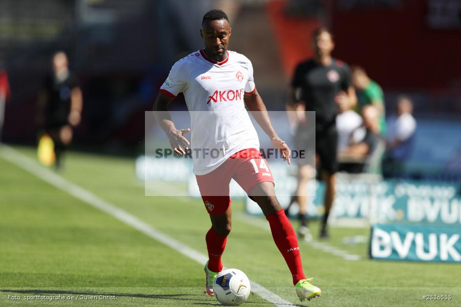 Saliou Sané, FLYERALARM Arena, Würzburg, 06.08.2022, BFV, sport, action, Fussball, August 2022, Saison 2022/2023, RLB, Regionalliga Bayern, ANS, FWK, SpVgg Ansbach, FC Würzburger Kickers - Bild-ID: 2336533