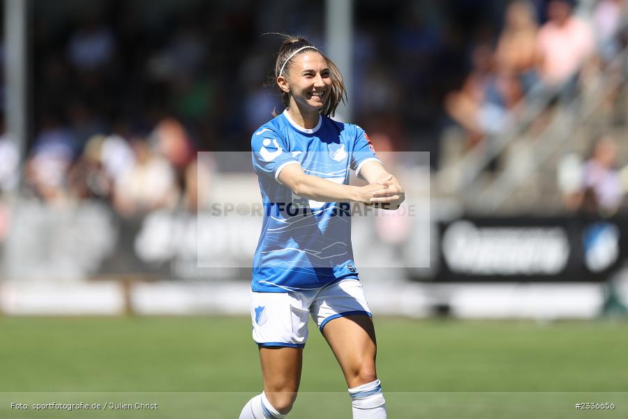 Katharina Naschenweng, Sportgelände, Mainaschaff, 07.08.2022, DFB, sport, action, Fussball, August 2022, Saison 2022/2023, Am Eller, Freundschaftsspiele, Frauen, Eintracht in der Region, TSG, SGE, TSG Hoffenheim, Eintracht Frankfurt - Bild-ID: 2336656 Katharina Naschenweng, Sportgelände, Mainaschaff, 07.08.2022, DFB, sport, action, Fussball, August 2022, Saison 2022/2023, Am Eller, Freundschaftsspiele, Frauen, Eintracht in der Region, TSG, SGE, TSG Hoffenheim, Eintracht Frankfurt - Bild-ID: 2336656