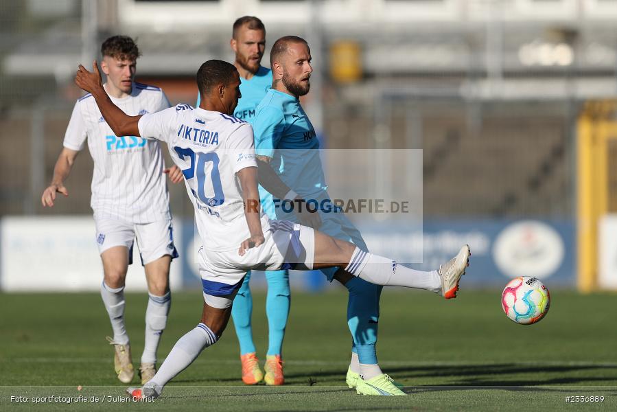 Daniel Adlung, Stadion am Schönbusch, Aschaffenburg, 12.08.2022, BFV, sport, action, Fussball, August 2022, Saison 2022/2023, RB, Regionalliga Bayern, SGF, SVA, SpVgg Greuther Fürth II, SV Viktoria Aschaffenburg - Bild-ID: 2336889 Daniel Adlung, Stadion am Schönbusch, Aschaffenburg, 12.08.2022, BFV, sport, action, Fussball, August 2022, Saison 2022/2023, RB, Regionalliga Bayern, SGF, SVA, SpVgg Greuther Fürth II, SV Viktoria Aschaffenburg - Bild-ID: 2336889