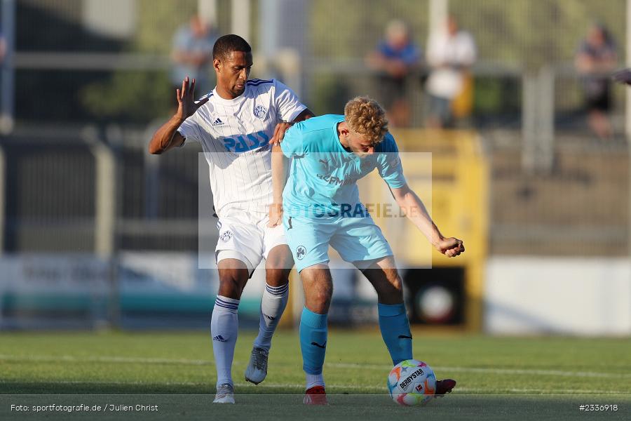 Robin Littig, Stadion am Schönbusch, Aschaffenburg, 12.08.2022, BFV, sport, action, Fussball, August 2022, Saison 2022/2023, RB, Regionalliga Bayern, SGF, SVA, SpVgg Greuther Fürth II, SV Viktoria Aschaffenburg - Bild-ID: 2336918