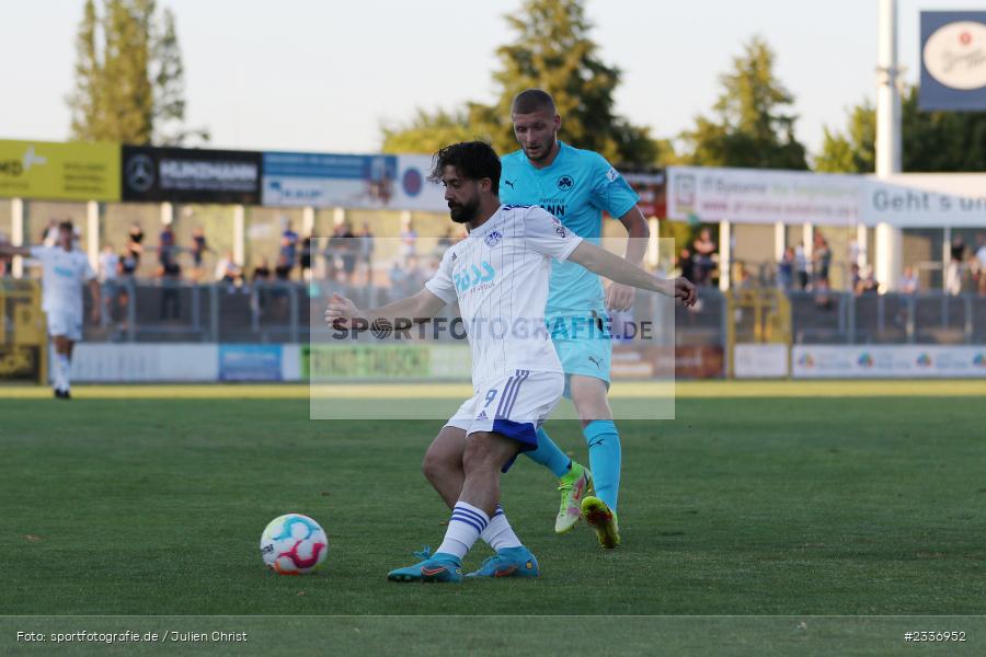 Clay Verkaj, Stadion am Schönbusch, Aschaffenburg, 12.08.2022, BFV, sport, action, Fussball, August 2022, Saison 2022/2023, RB, Regionalliga Bayern, SGF, SVA, SpVgg Greuther Fürth II, SV Viktoria Aschaffenburg - Bild-ID: 2336952