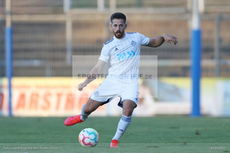 Silas Tom Zehnder, Stadion am Schönbusch, Aschaffenburg, 12.08.2022, BFV, sport, action, Fussball, August 2022, Saison 2022/2023, RB, Regionalliga Bayern, SGF, SVA, SpVgg Greuther Fürth II, SV Viktoria Aschaffenburg - Bild-ID: 2336963