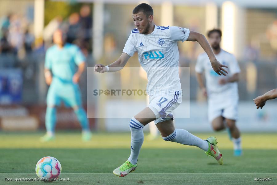 Niklas Meyer, Stadion am Schönbusch, Aschaffenburg, 12.08.2022, BFV, sport, action, Fussball, August 2022, Saison 2022/2023, RB, Regionalliga Bayern, SGF, SVA, SpVgg Greuther Fürth II, SV Viktoria Aschaffenburg - Bild-ID: 2336967