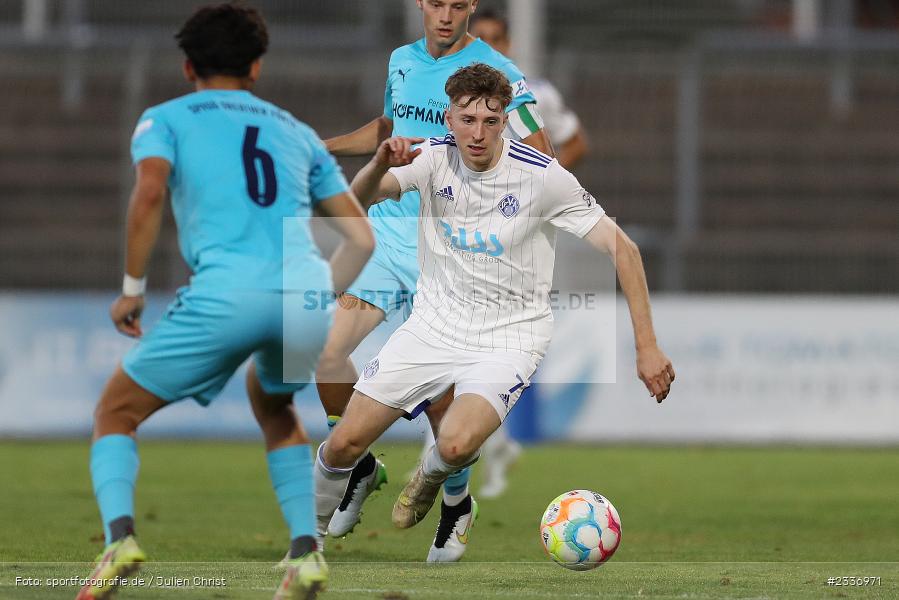 Benedict Laverty, Stadion am Schönbusch, Aschaffenburg, 12.08.2022, BFV, sport, action, Fussball, August 2022, Saison 2022/2023, RB, Regionalliga Bayern, SGF, SVA, SpVgg Greuther Fürth II, SV Viktoria Aschaffenburg - Bild-ID: 2336971