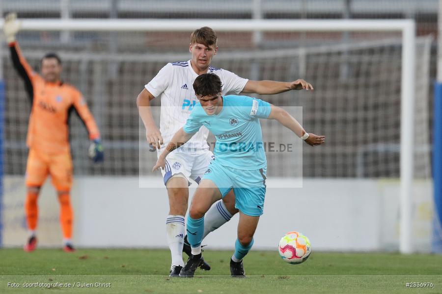 Philipp Kirsamer, Stadion am Schönbusch, Aschaffenburg, 12.08.2022, BFV, sport, action, Fussball, August 2022, Saison 2022/2023, RB, Regionalliga Bayern, SGF, SVA, SpVgg Greuther Fürth II, SV Viktoria Aschaffenburg - Bild-ID: 2336976
