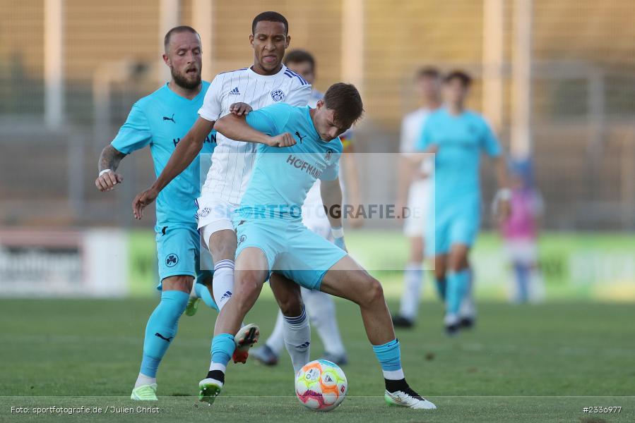 Felix Metzler, Stadion am Schönbusch, Aschaffenburg, 12.08.2022, BFV, sport, action, Fussball, August 2022, Saison 2022/2023, RB, Regionalliga Bayern, SGF, SVA, SpVgg Greuther Fürth II, SV Viktoria Aschaffenburg - Bild-ID: 2336977