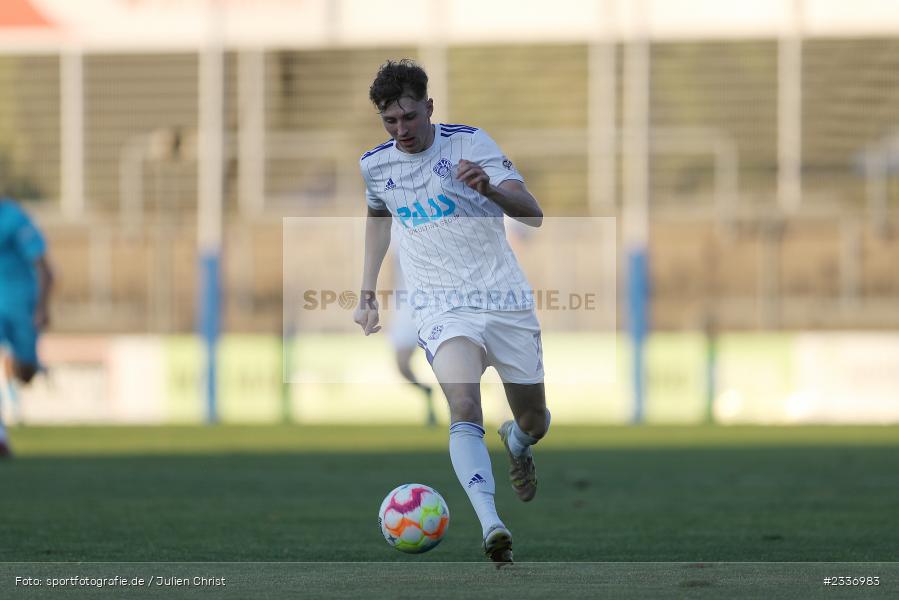 Benedict Laverty, Stadion am Schönbusch, Aschaffenburg, 12.08.2022, BFV, sport, action, Fussball, August 2022, Saison 2022/2023, RB, Regionalliga Bayern, SGF, SVA, SpVgg Greuther Fürth II, SV Viktoria Aschaffenburg - Bild-ID: 2336983 Benedict Laverty, Stadion am Schönbusch, Aschaffenburg, 12.08.2022, BFV, sport, action, Fussball, August 2022, Saison 2022/2023, RB, Regionalliga Bayern, SGF, SVA, SpVgg Greuther Fürth II, SV Viktoria Aschaffenburg - Bild-ID: 2336983