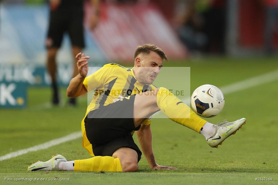 Tobias Hoch, FLYERALARM Arena, Würzburg, 19.08.2022, BFV, sport, action, Fussball, August 2022, Saison 2022/2023, RLB, 7. Spieltag, Regionalliga Bayern, VIL, DJK, FWK, DJK Vilzing, FC Würzburger Kickers - Bild-ID: 2337264