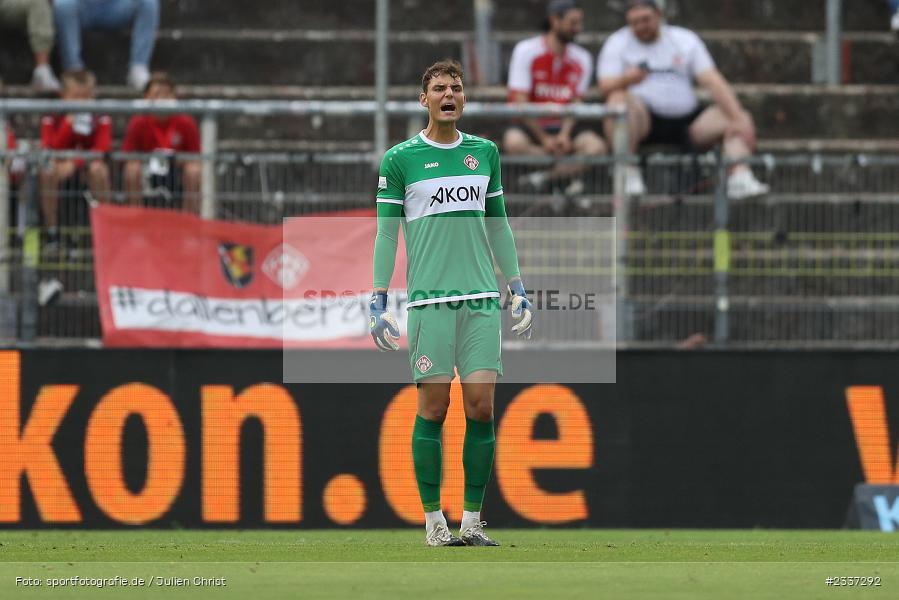 Marc Richter, FLYERALARM Arena, Würzburg, 19.08.2022, BFV, sport, action, Fussball, August 2022, Saison 2022/2023, RLB, 7. Spieltag, Regionalliga Bayern, VIL, DJK, FWK, DJK Vilzing, FC Würzburger Kickers - Bild-ID: 2337292