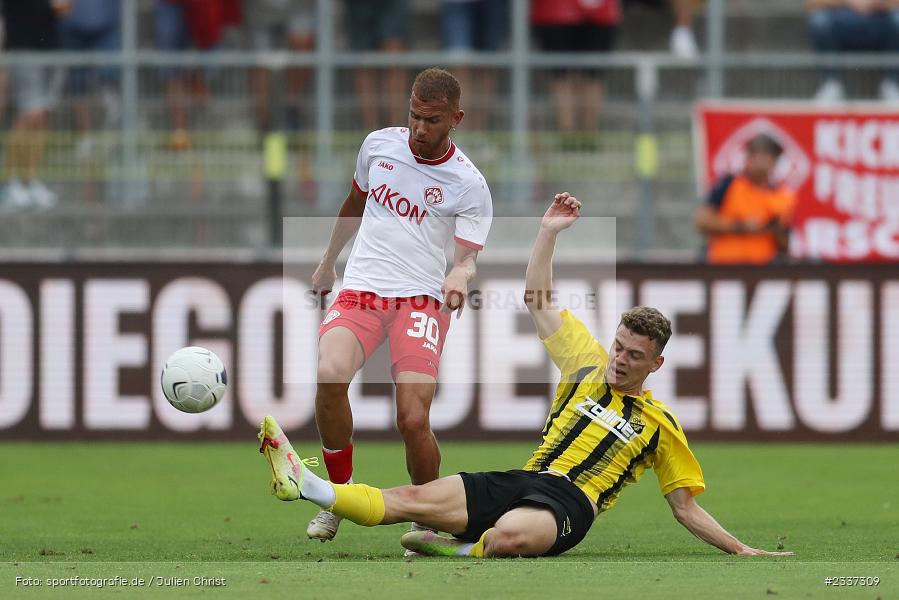 Benyas Solomon Junge-Abiol, FLYERALARM Arena, Würzburg, 19.08.2022, BFV, sport, action, Fussball, August 2022, Saison 2022/2023, RLB, 7. Spieltag, Regionalliga Bayern, VIL, DJK, FWK, DJK Vilzing, FC Würzburger Kickers - Bild-ID: 2337309