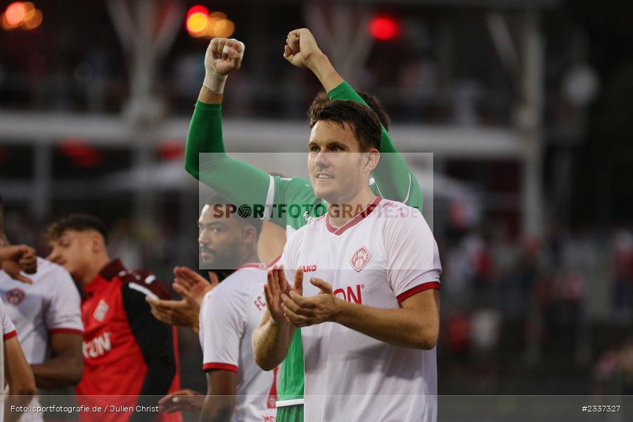 Lukas Müller, FLYERALARM Arena, Würzburg, 19.08.2022, BFV, sport, action, Fussball, August 2022, Saison 2022/2023, RLB, 7. Spieltag, Regionalliga Bayern, VIL, DJK, FWK, DJK Vilzing, FC Würzburger Kickers - Bild-ID: 2337327