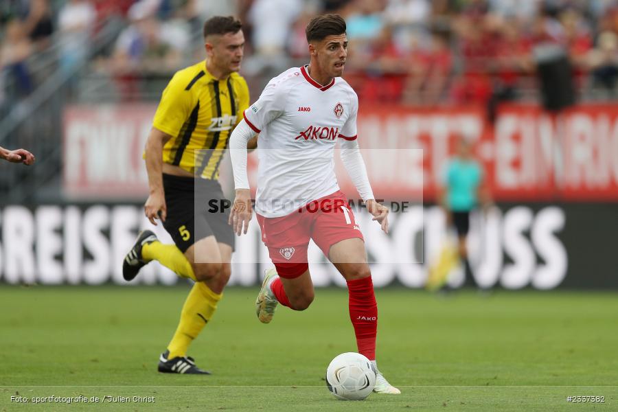 Ivan Franjic, FLYERALARM Arena, Würzburg, 19.08.2022, BFV, sport, action, Fussball, August 2022, Saison 2022/2023, RLB, 7. Spieltag, Regionalliga Bayern, VIL, DJK, FWK, DJK Vilzing, FC Würzburger Kickers - Bild-ID: 2337382