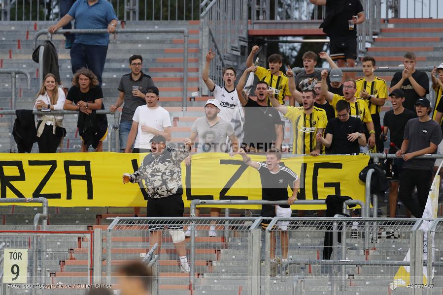 Fans, FLYERALARM Arena, Würzburg, 19.08.2022, BFV, sport, action, Fussball, August 2022, Saison 2022/2023, RLB, 7. Spieltag, Regionalliga Bayern, VIL, DJK, FWK, DJK Vilzing, FC Würzburger Kickers - Bild-ID: 2337407