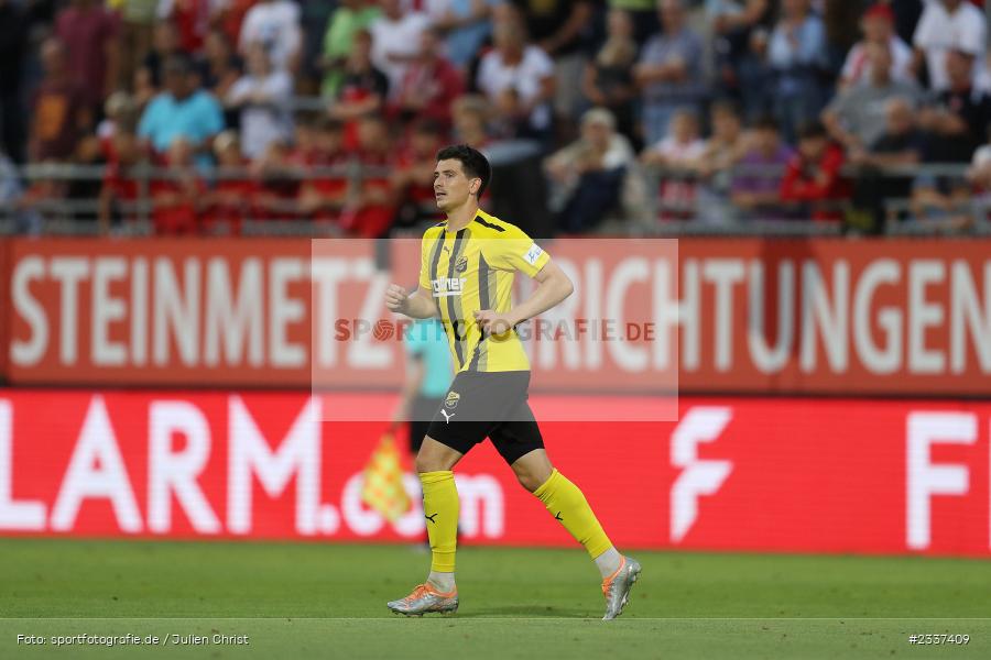 Jim-Patrick Müller, FLYERALARM Arena, Würzburg, 19.08.2022, BFV, sport, action, Fussball, August 2022, Saison 2022/2023, RLB, 7. Spieltag, Regionalliga Bayern, VIL, DJK, FWK, DJK Vilzing, FC Würzburger Kickers - Bild-ID: 2337409