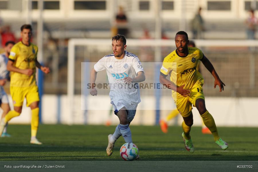 Alexandru Paraschiv, Stadion am Schönbusch, Aschaffenburg, 23.08.2022, BFV, sport, action, Fussball, August 2022, Saison 2022/2023, 8. Spieltag, Regionalliga Bayern, FWK, SVA, FC Würzburger Kickers, SV Viktoria Aschaffenburg - Bild-ID: 2337702