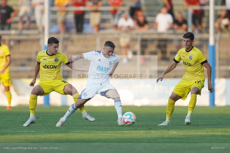 Alexandru Paraschiv, Stadion am Schönbusch, Aschaffenburg, 23.08.2022, BFV, sport, action, Fussball, August 2022, Saison 2022/2023, 8. Spieltag, Regionalliga Bayern, FWK, SVA, FC Würzburger Kickers, SV Viktoria Aschaffenburg - Bild-ID: 2337707