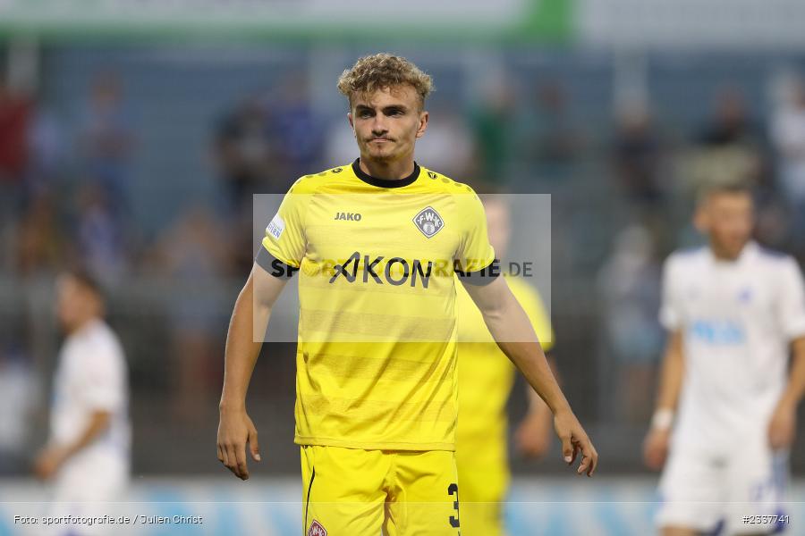 Tim Littmann, Stadion am Schönbusch, Aschaffenburg, 23.08.2022, BFV, sport, action, Fussball, August 2022, Saison 2022/2023, 8. Spieltag, Regionalliga Bayern, FWK, SVA, FC Würzburger Kickers, SV Viktoria Aschaffenburg - Bild-ID: 2337741