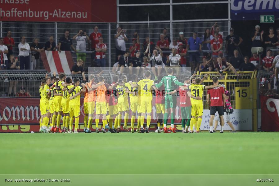 Fans, Team, Lukas Müller, Stadion am Schönbusch, Aschaffenburg, 23.08.2022, BFV, sport, action, Fussball, August 2022, Saison 2022/2023, 8. Spieltag, Regionalliga Bayern, FWK, SVA, FC Würzburger Kickers, SV Viktoria Aschaffenburg - Bild-ID: 2337752 Fans, Team, Lukas Müller, Stadion am Schönbusch, Aschaffenburg, 23.08.2022, BFV, sport, action, Fussball, August 2022, Saison 2022/2023, 8. Spieltag, Regionalliga Bayern, FWK, SVA, FC Würzburger Kickers, SV Viktoria Aschaffenburg - Bild-ID: 2337752