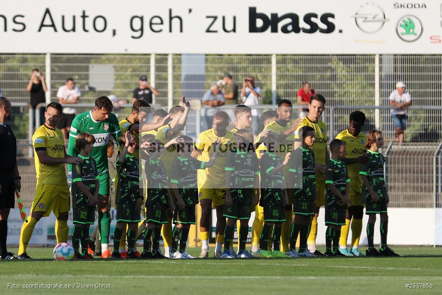 Einlaufkinder, Stadion am Schönbusch, Aschaffenburg, 23.08.2022, BFV, sport, action, Fussball, August 2022, Saison 2022/2023, 8. Spieltag, Regionalliga Bayern, FWK, SVA, FC Würzburger Kickers, SV Viktoria Aschaffenburg - Bild-ID: 2337856