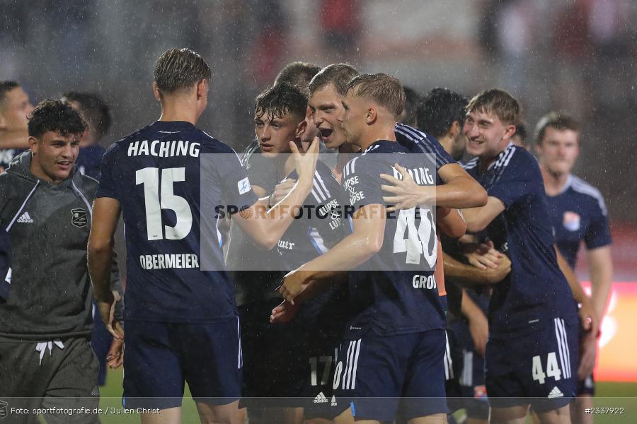 Fabian Scherger, FLYERALARM Arena, Würzburg, 26.08.2022, BFV, sport, action, Fussball, August 2022, Saison 2022/2023, 9. Spieltag, Regionalliga Bayern, UHA, FWK, SpVgg Unterhaching, FC Würzburger Kickers - Bild-ID: 2337922