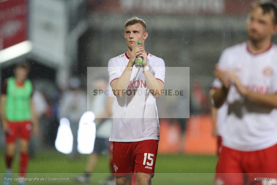 Felix Göttlicher, FLYERALARM Arena, Würzburg, 26.08.2022, BFV, sport, action, Fussball, August 2022, Saison 2022/2023, 9. Spieltag, Regionalliga Bayern, UHA, FWK, SpVgg Unterhaching, FC Würzburger Kickers - Bild-ID: 2337926