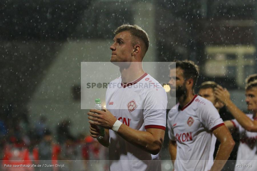 Felix Göttlicher, FLYERALARM Arena, Würzburg, 26.08.2022, BFV, sport, action, Fussball, August 2022, Saison 2022/2023, 9. Spieltag, Regionalliga Bayern, UHA, FWK, SpVgg Unterhaching, FC Würzburger Kickers - Bild-ID: 2337938