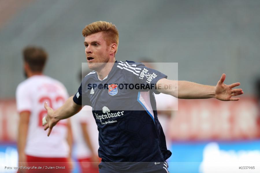 Mathias Fetsch, FLYERALARM Arena, Würzburg, 26.08.2022, BFV, sport, action, Fussball, August 2022, Saison 2022/2023, 9. Spieltag, Regionalliga Bayern, UHA, FWK, SpVgg Unterhaching, FC Würzburger Kickers - Bild-ID: 2337985 Mathias Fetsch, FLYERALARM Arena, Würzburg, 26.08.2022, BFV, sport, action, Fussball, August 2022, Saison 2022/2023, 9. Spieltag, Regionalliga Bayern, UHA, FWK, SpVgg Unterhaching, FC Würzburger Kickers - Bild-ID: 2337985