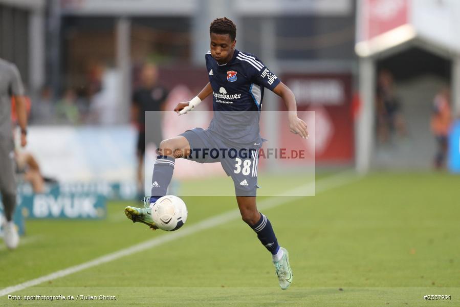 Boipelo Mashigo, FLYERALARM Arena, Würzburg, 26.08.2022, BFV, sport, action, Fussball, August 2022, Saison 2022/2023, 9. Spieltag, Regionalliga Bayern, UHA, FWK, SpVgg Unterhaching, FC Würzburger Kickers - Bild-ID: 2337991 Boipelo Mashigo, FLYERALARM Arena, Würzburg, 26.08.2022, BFV, sport, action, Fussball, August 2022, Saison 2022/2023, 9. Spieltag, Regionalliga Bayern, UHA, FWK, SpVgg Unterhaching, FC Würzburger Kickers - Bild-ID: 2337991