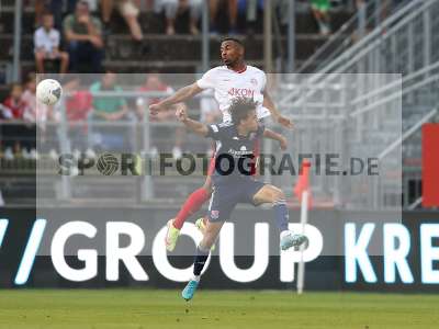 Fotos von FC Würzburger Kickers - SpVgg Unterhaching auf sportfotografie.de