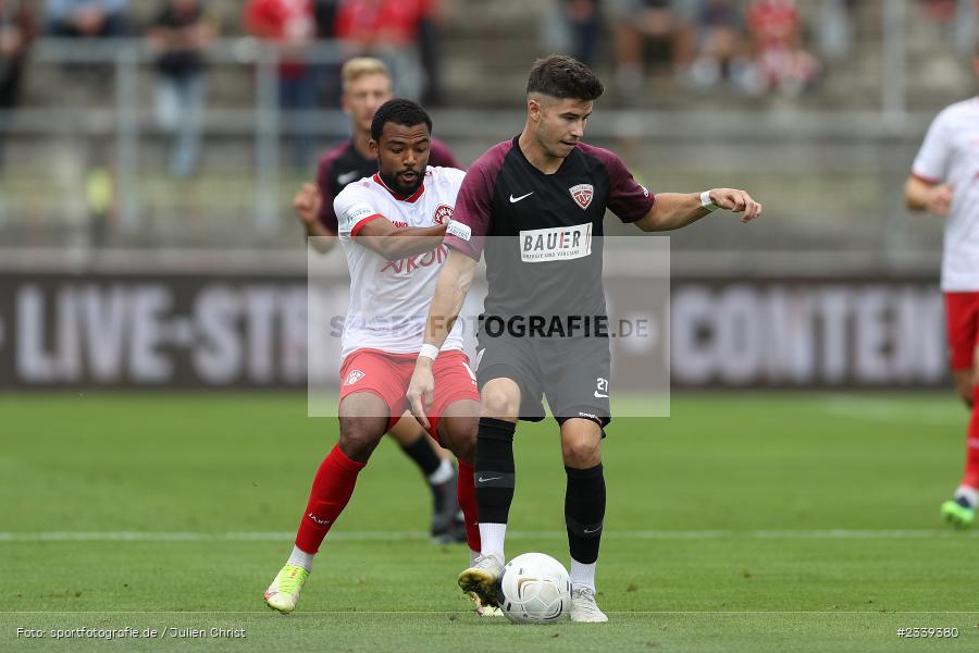 Moritz Sassmann, FLYERALARM Arena, Würzburg, 10.09.2022, BFV, sport, action, Fussball, September 2022, 11. Spieltag, Saison 2022/2023, Regionalliga Bayern, TSV, FWK, TSV Buchbach, FC Würzburger Kickers - Bild-ID: 2339380 Moritz Sassmann, FLYERALARM Arena, Würzburg, 10.09.2022, BFV, sport, action, Fussball, September 2022, 11. Spieltag, Saison 2022/2023, Regionalliga Bayern, TSV, FWK, TSV Buchbach, FC Würzburger Kickers - Bild-ID: 2339380